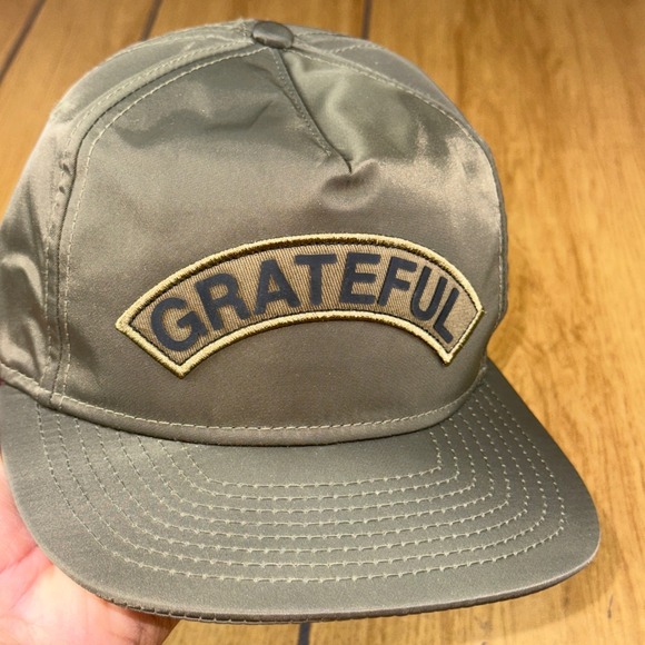 New Era Grateful Hat Olive Green Adjustable Cap Patch Detail Fitted Style - Picture 1 of 16